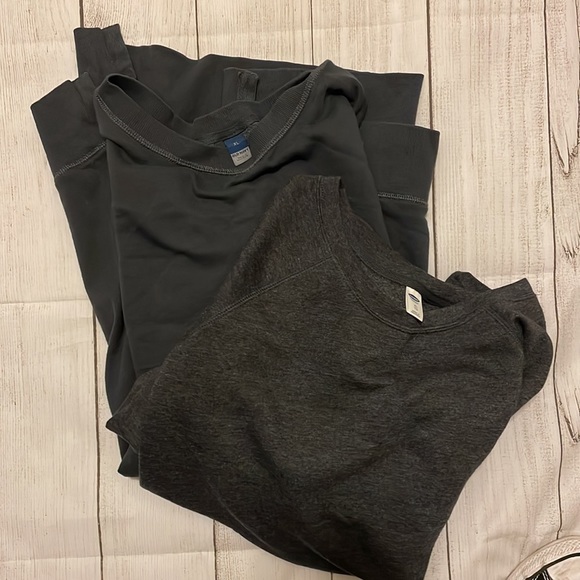 Old Navy Tops - Old Navy sweatshirts